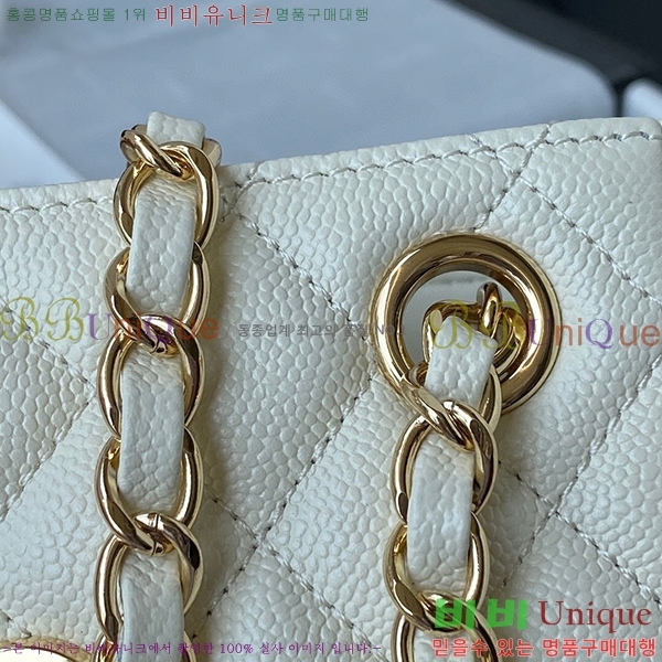# ü  AS3716-682
