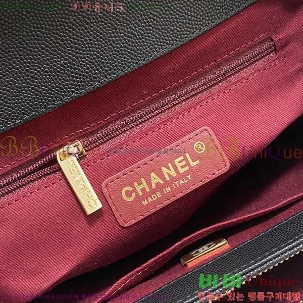 # Ͻ ǴƼ  A93749-682