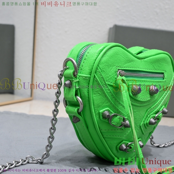 #�߷��þư� ��ī�� ��Ʈ�� 852411-113