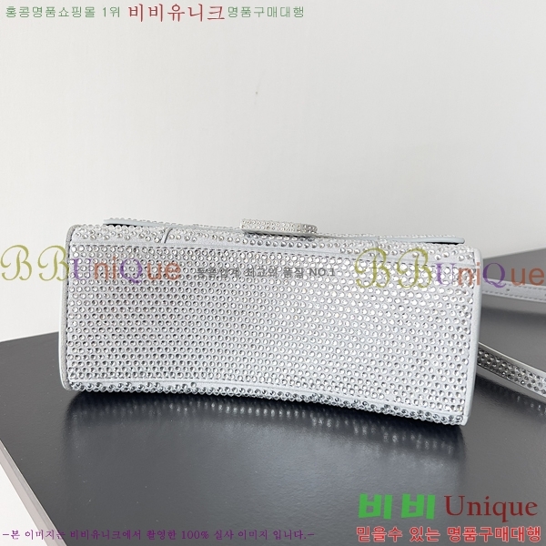 #�߷��þư� �ƿ��۷��� XS ž �ڵ� �� 5928331-401