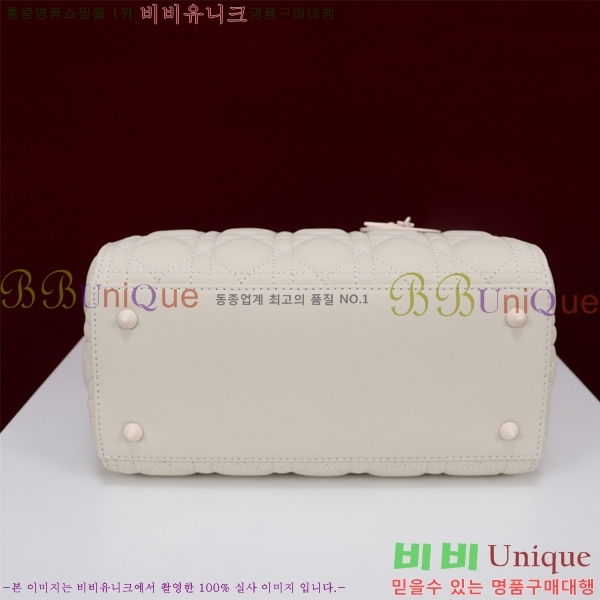 # ̵ ̵ M0565-106