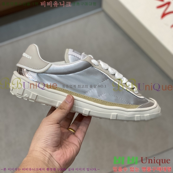 ���� ��ü�ذ��ٳ� ����Ŀ�� DG748940-5