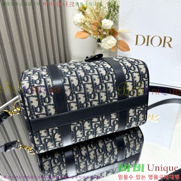 #��� �׷�� 25 �� ���� ��ī�� M1365-101