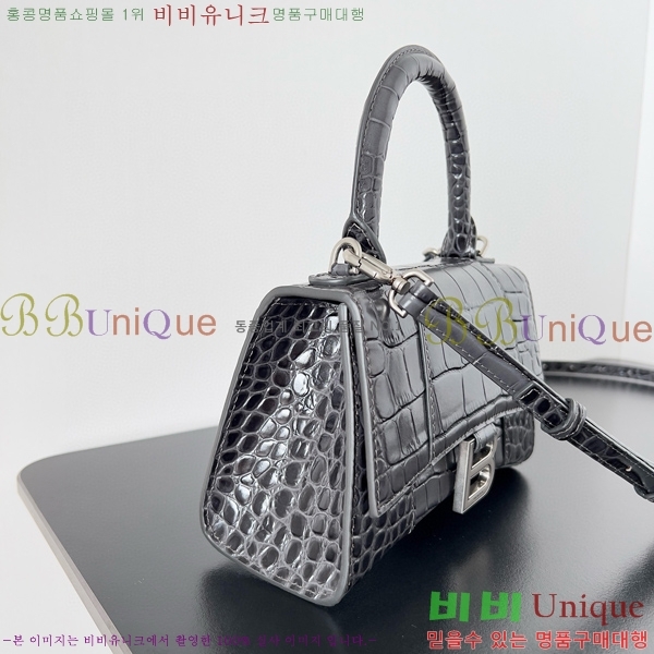 #�߷��þư� �ƿ��۷��� XS ž �ڵ� �� 5928331-114