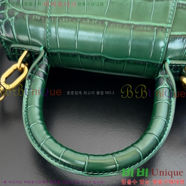 #�߷��þư� �ƿ��۷��� XS ž �ڵ� �� 5928331-116