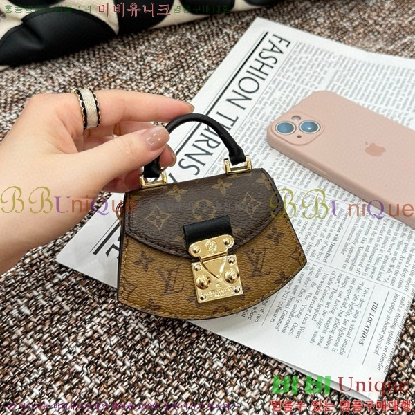 ���̺��� ���� �̴� ƿ��Ʈ �Ŀ�ġ M0104999-7