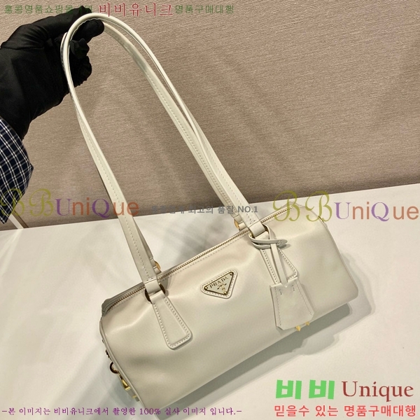 #����� �ﰢ �ΰ� ���� ��Ʈ�� 1BB127-102