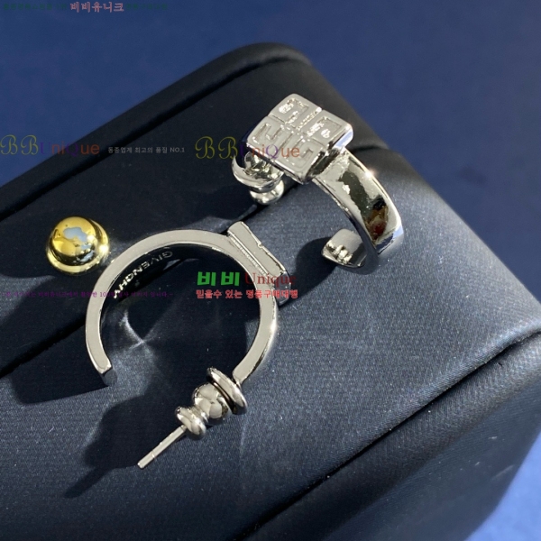 ����� �Ͱ��� GIV9562-2