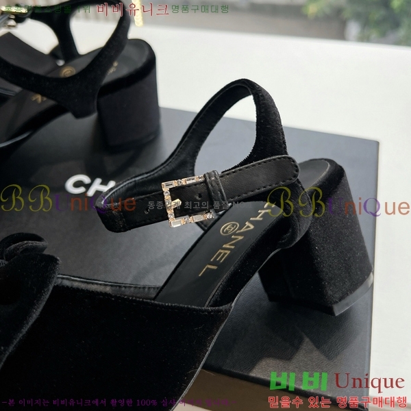     CH4979996-1