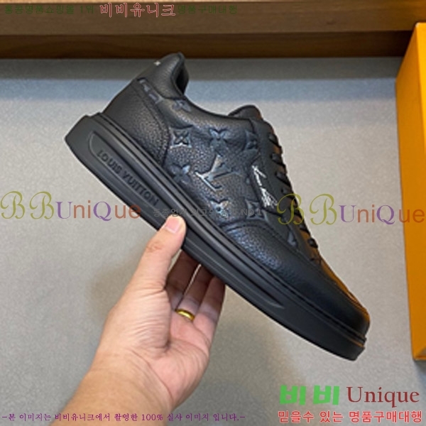 ���� ���̺��� ����Ŀ�� 42LV47521415-2