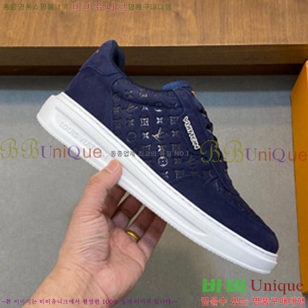 ���� ���̺��� ����Ŀ�� 42LV47521418-4