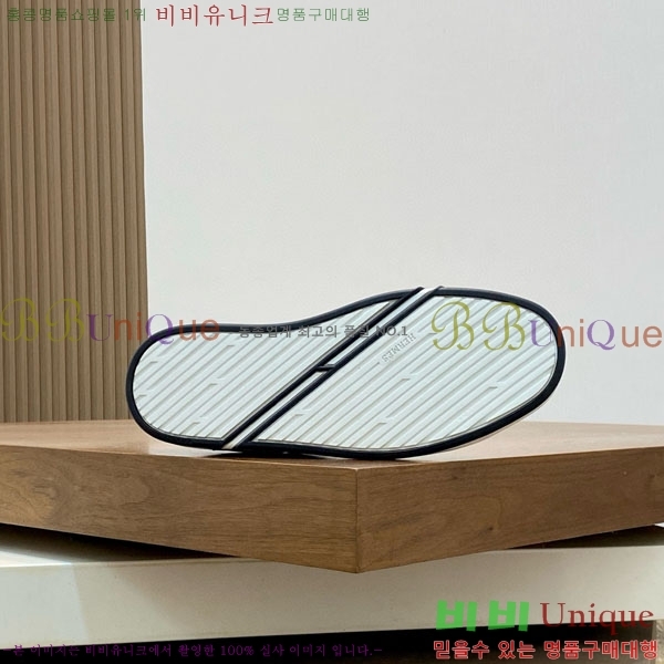 ���� �����޽� ����Ŀ�� HR599077