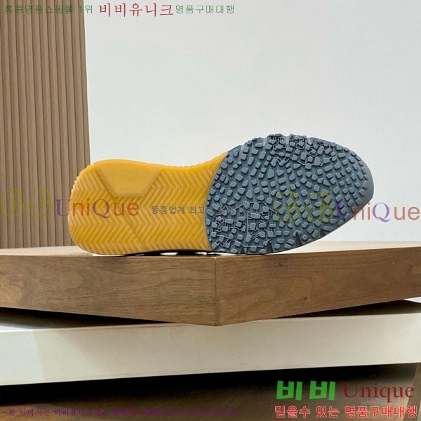 ���ڷ� ��ġ�ڸ� ����Ŀ�� BC2450666-11