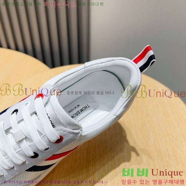   Ŀ T74811929-1