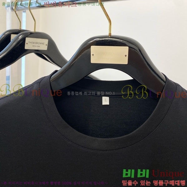    Ƽ D25516388-1