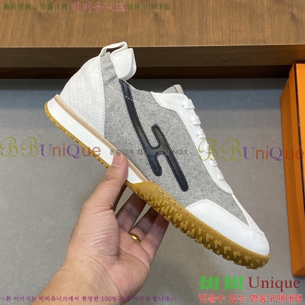 ���� �����޽� ����Ŀ�� HR599103-5