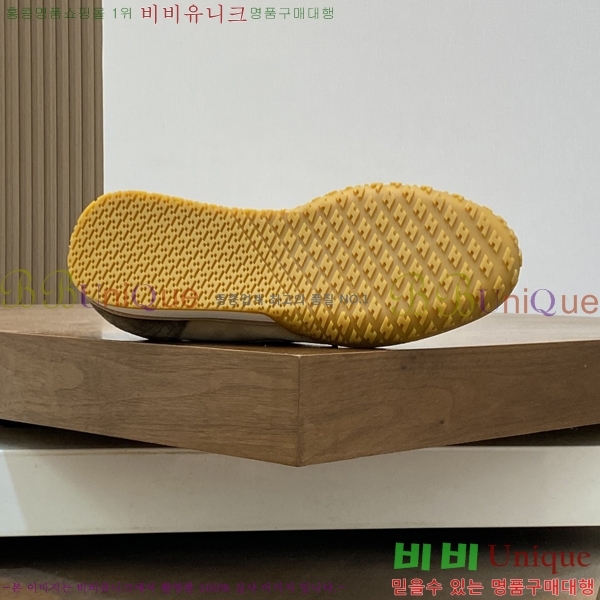 ���� �����޽� ����Ŀ�� HR599103-4