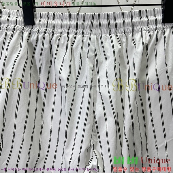   ݹ D25413673-2