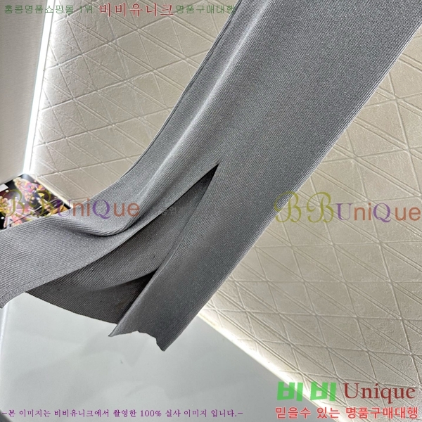  * ǽ CH1205322-5