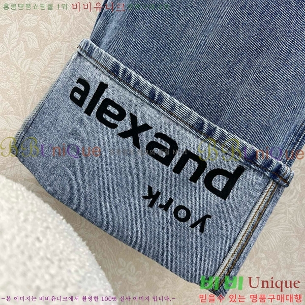  ˷    AWG1129-4