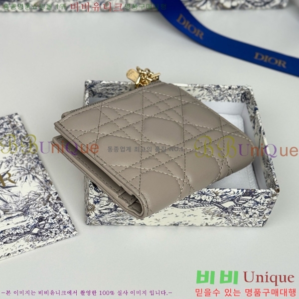 # ޸  S6037-104