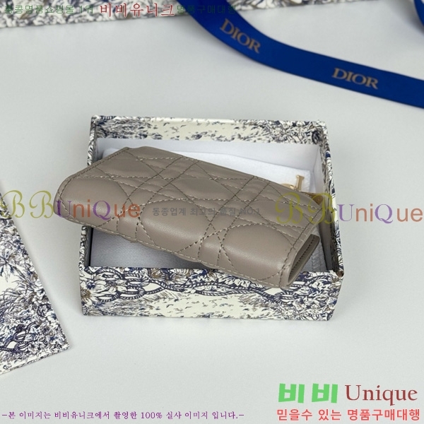 # ޸  S6037-104