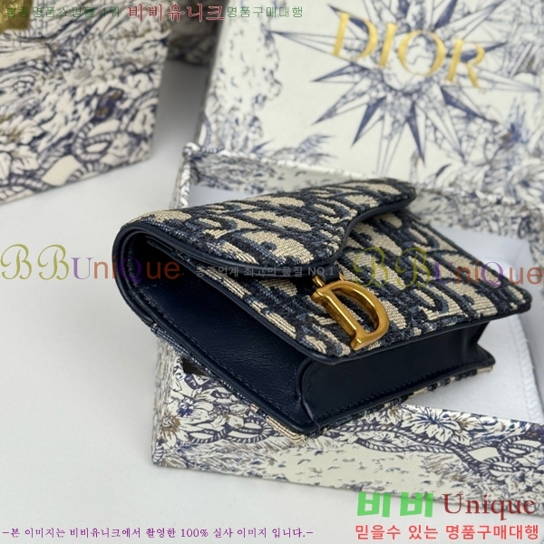 #   ī  S5611-201