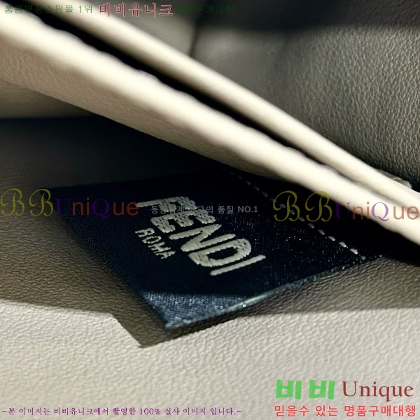# ٰƮ ü  8M0498-102