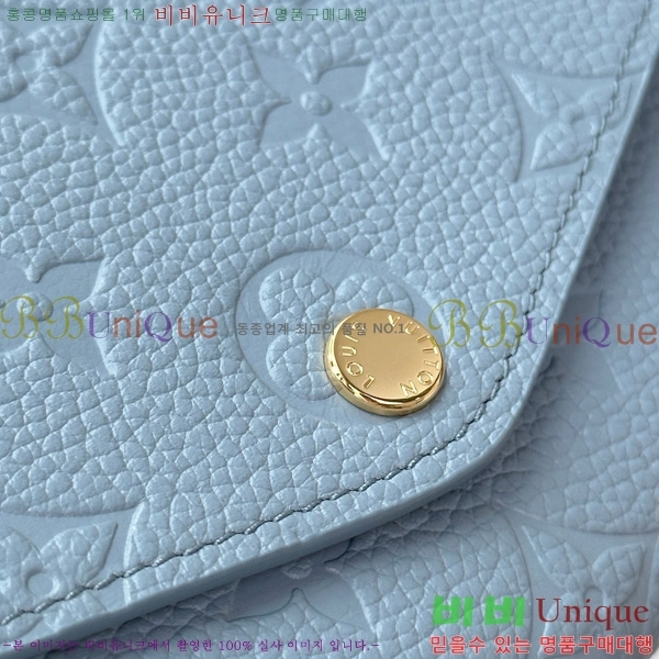 #̺   M17779-101