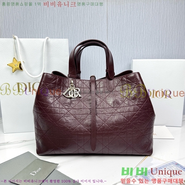 #   M2820-102