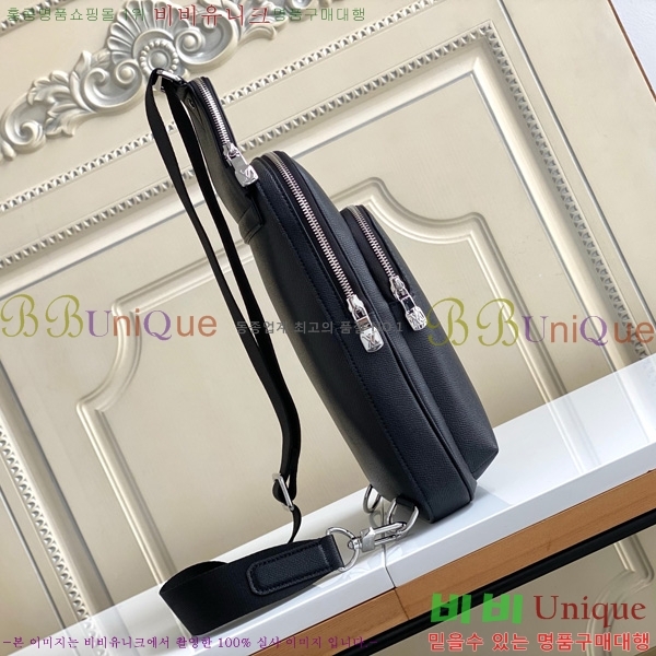 #̺    M30863-101