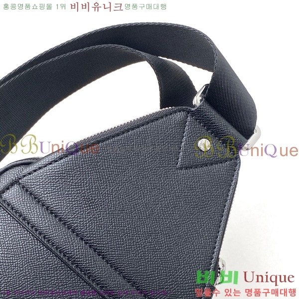 #̺    M30863-101
