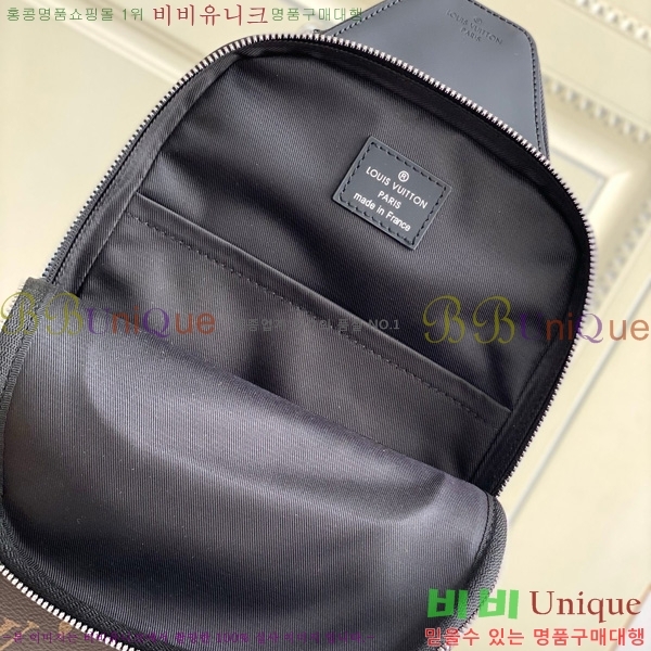 #̺   M46327-101