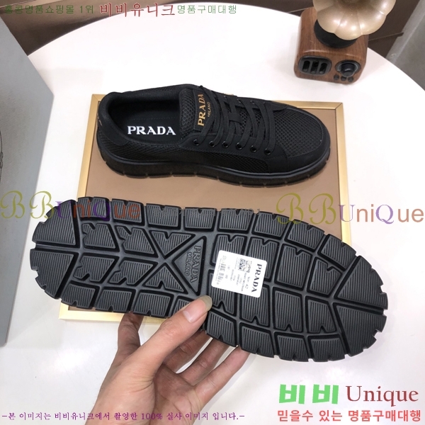   Ŀ LA669093-2