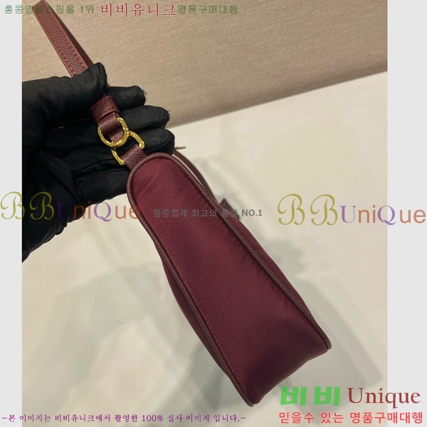 #����� ������� 2005 ���ǾƳ� Ʈ���� �����Ϸ� ȣ���� 1N204M-102