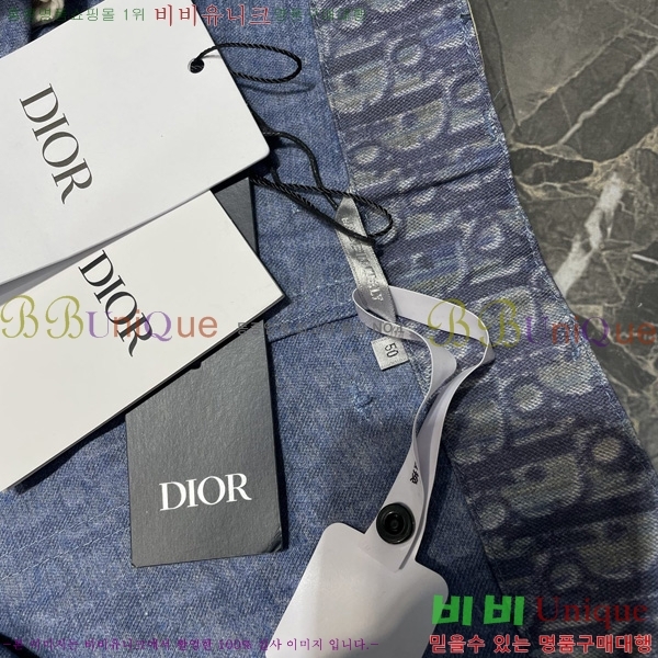   ݹ D255393