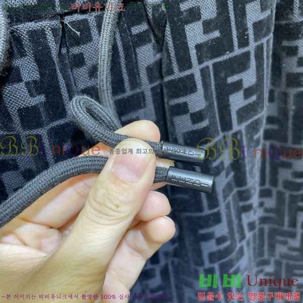   ݹ F9741832