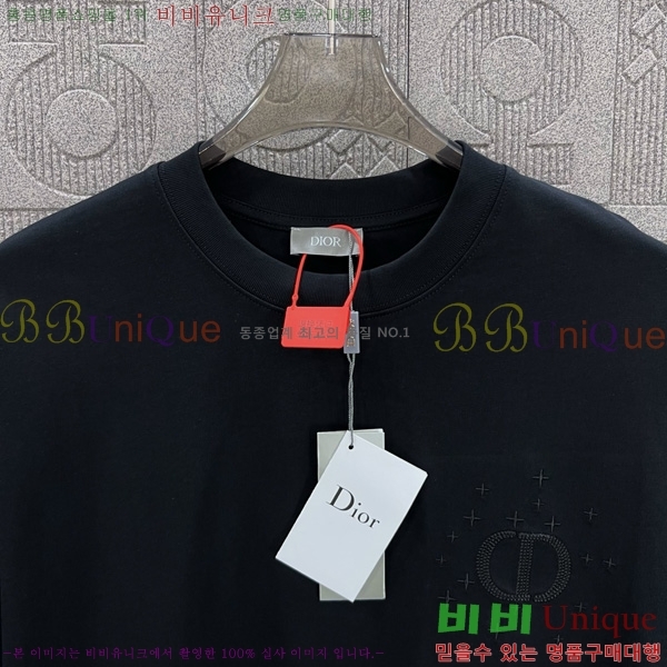   Ƽ D2581605-1