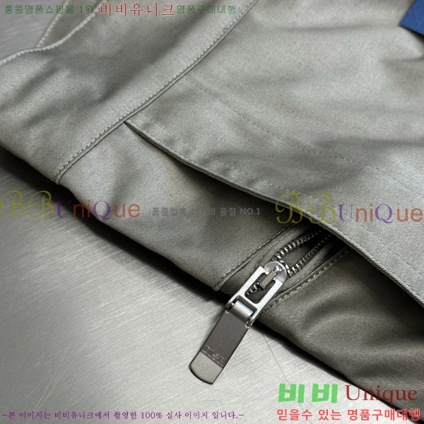   ݹ D255394-1