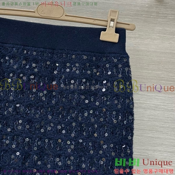 ���� ���ڷ� ��ġ�ڸ� ��ĿƮ BC2334011-9