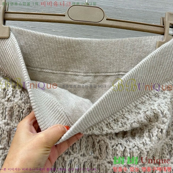 ���� ���ڷ� ��ġ�ڸ� ��ĿƮ BC2334011-6