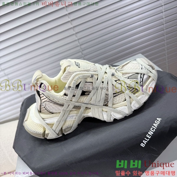 �߷��þư� 3XL Ʈ���̳� ����Ŀ�� BLA356602-5