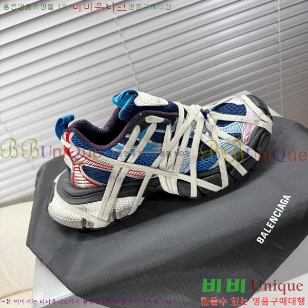 �߷��þư� 3XL Ʈ���̳� ����Ŀ�� BLA356602-10