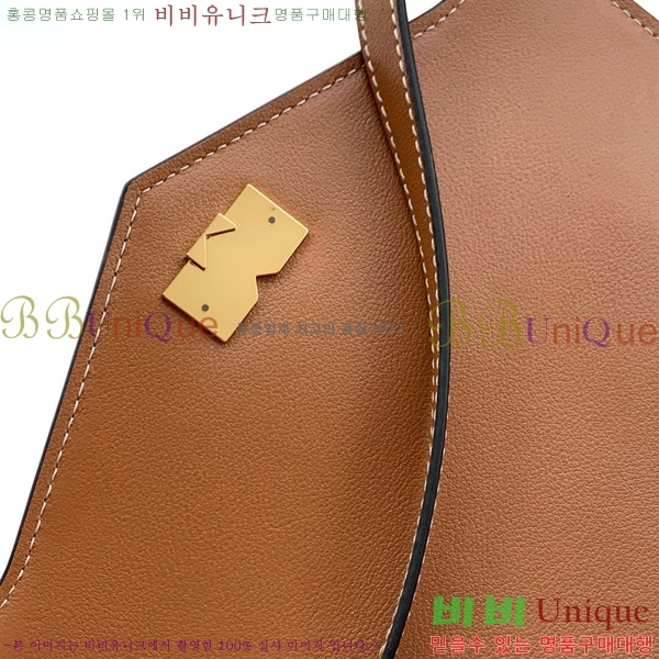 #���̳� ���̽��� M8021-105