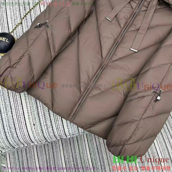 ���� ��**�� �ٿ� �е� MAXM2120544-14