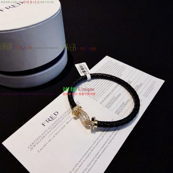 ������ ���� CH856677