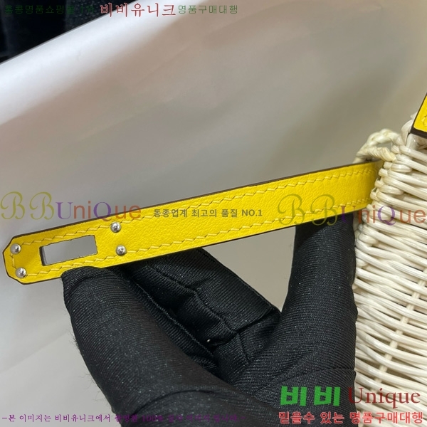 #�����޽� ��ũ�� �̸� 20 H305771-109 (����ǰ)