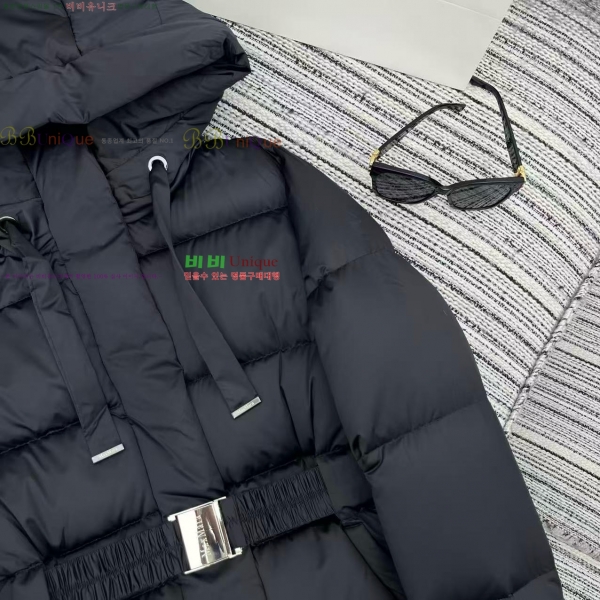 ���� ��**�� �ٿ� �е� MAXM3212088-6