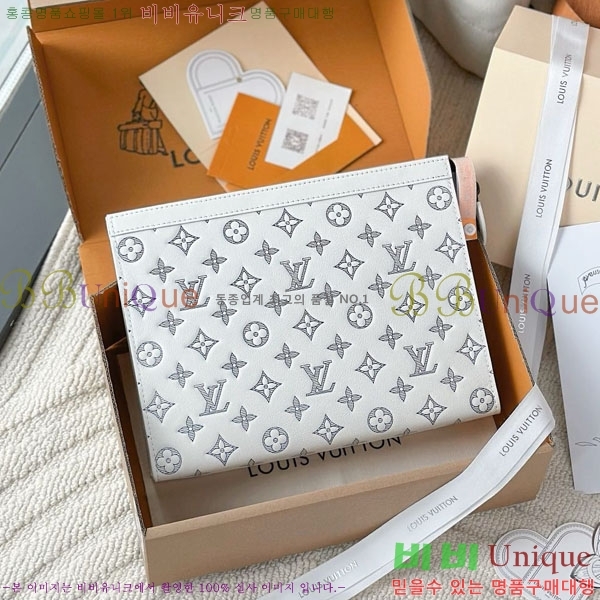 #���̺��� ����Ʈ Ŭ��ġ�� M61692-1004