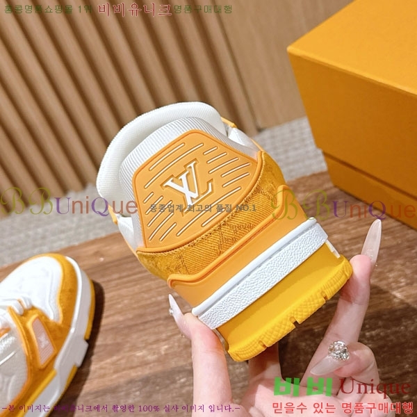 ���̺��� 𝐋-𝐓𝐑𝐀𝐈𝐍𝐄𝐑 ����Ŀ�� �������� L2017770-2